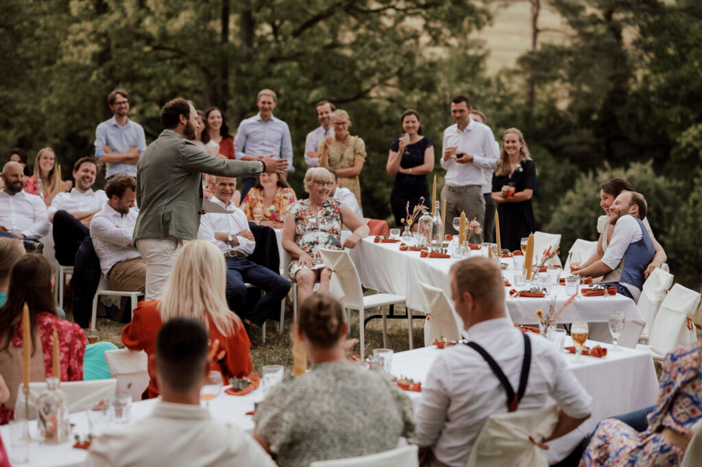 Dinner party at an outdoor wedding venue in summer